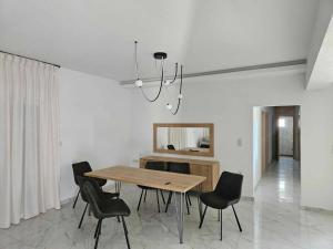 Our Villa - Villa Rena