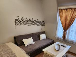 Mini Quiet Central Studio