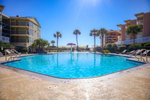 Sea-Renity Heated pools steps to the beach