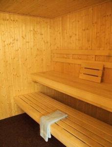 The Wild Roces Makati, The Beacon Residences