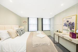 Heart of Mayfair Modern-Classic Townhouse- AR