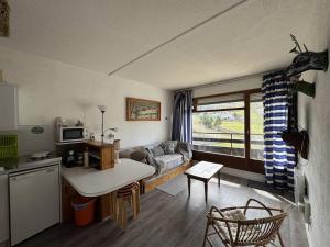 Studio pour 4 avec accès direct aux pistes - FR-1-602-18