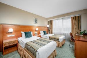 Standard Twin Room room in Crowne Plaza Vilnius an IHG Hotel