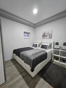 Apartmani i sobe Gromilovic