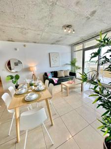 Stylish and Spacious Condo Prefect to Enjoy Miami!