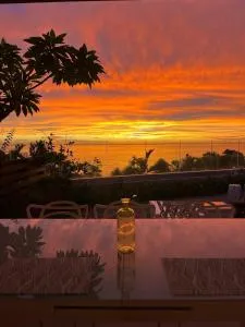 West Coast Ocean Retreat - Bambous