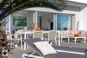 Villa Yansa by Abahana Villas