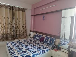 2BHK flat, Near Stadium, Coldplay Ahmedabad