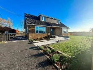 Eden Roc - 4 bed house near Saltend, Hedon, Hull - 赫登