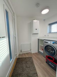 Eden Roc - 4 bed house near Saltend, Hedon, Hull