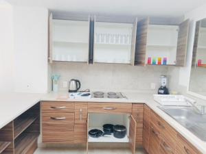 SKY Acapulco Y condominio mediterrane