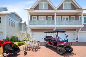 Swept Away by Stay on 30A- Pool, Bikes, Golf Cart