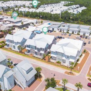 Swept Away by Stay on 30A- Pool, Bikes, Golf Cart