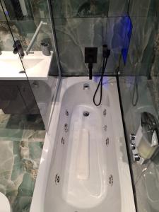 Casa de Niveles Near Beach Local comfort