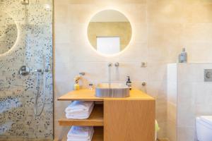Villas Bergerie luxe moderne LOU TERRA : photos des chambres
