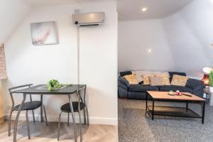 4 Sunnyside Contractors Long Stay by ShortStayUK