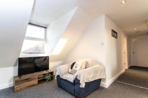 4 Sunnyside Contractors Long Stay by ShortStayUK