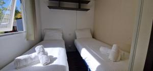 Campings Mobile Home dans Camping 4 etoiles : photos des chambres