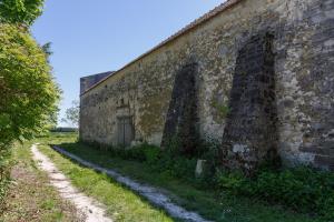 Maisons de vacances LE GARDEN FAMILY - RANDO ESCALADE- Gite avec Jardin spacieux - Confort & Wifi - Parking prive - Golf et chateau a 15 minutes : photos des chambres