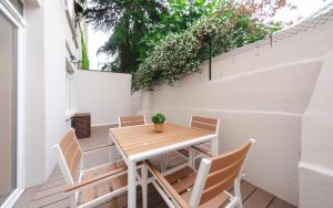 Apartment center of Paris with terrace by Studio Prestige