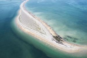 Maisons de vacances Evasion aux Caraibes Bretonnes - Votre havre de paix a Perros Guirec : photos des chambres