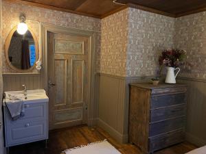 LeafCottage B&B and Sauna, 25 min from Romme Alpine