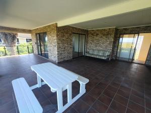 36 Steps to Beach Sand