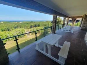 36 Steps to Beach Sand - Bluewater Bay