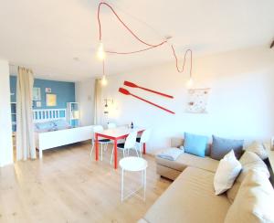 MOOKI Beach Apartment