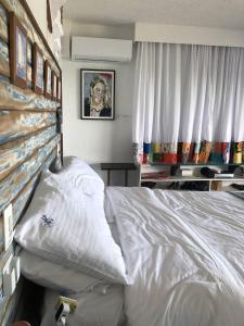 Seaside Getaway Suite on Maria Guarda Island BAH078