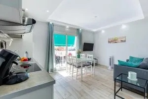 523 central Playa las Americas , Wi Fi Gratis y Piscina - Csta Adje