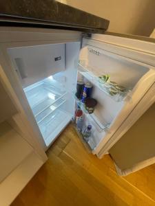 Victoriei light studio