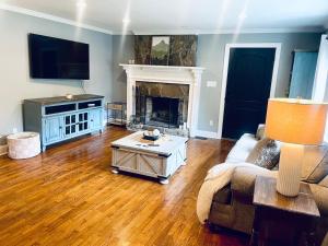 Private Cottage on Lookout Mountain Near Ruby Falls & Rock City