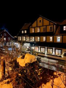 Goldener Hahn B&B Baiersbronn - Ferienwohnungen mit Hygge Pool & Sauna