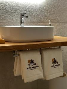 Hotel Miralrio Cacabelos