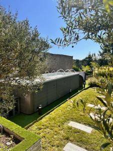 Maisons de vacances Superbe Loft Spa Jacuzzi Cinema : photos des chambres