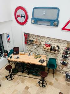 Maisons de vacances Superbe Loft Spa Jacuzzi Cinema : photos des chambres