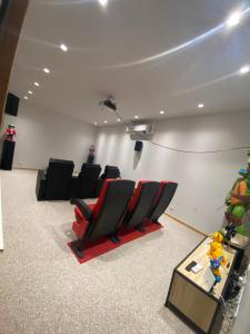 Maisons de vacances Superbe Loft Spa Jacuzzi Cinema : photos des chambres