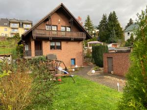 Haus mit Sauna, Garten und Pool