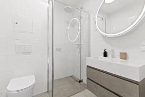 Balkon I Parkplatz I 5 Minuten zum Einkaufszentrum I schnelles WLAN