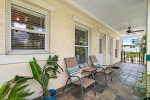 Wine-Dine-Sunshine Cozy Flat in The Heart of DTSP