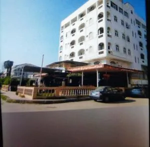 Emirates Hotel - Ad Dībah