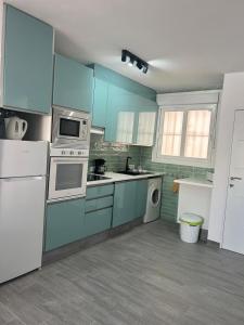 Sorpresa - AzulenaCalpe