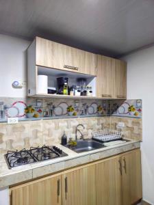 Denier House Guabinal Apto 2 41-60 AV GUABINAL