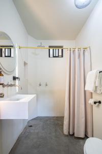 Casa Lumos - Minimalist Comfort Suites in Centro Historico