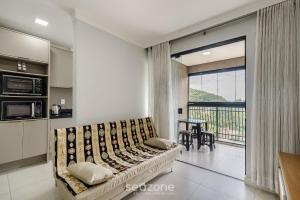 Apto 2Q c churrasq. a 750m da praia RVN2003