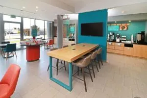 Avid Hotel Querétaro Centro Sur by IHG - 克雷塔罗