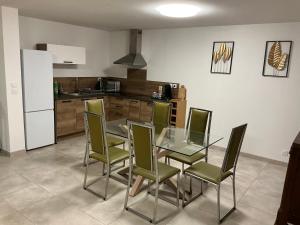 Maisons de vacances Gite le kaki : photos des chambres