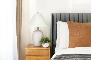 1290-10 New Renovated 2 Bedrooms in UES