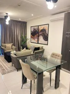 Elianna Homes - Otele